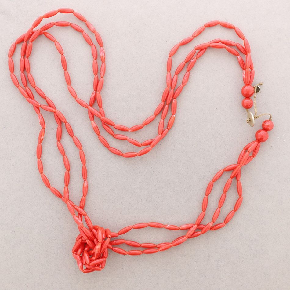 COLLAR LARGO CUENTAS RESINA