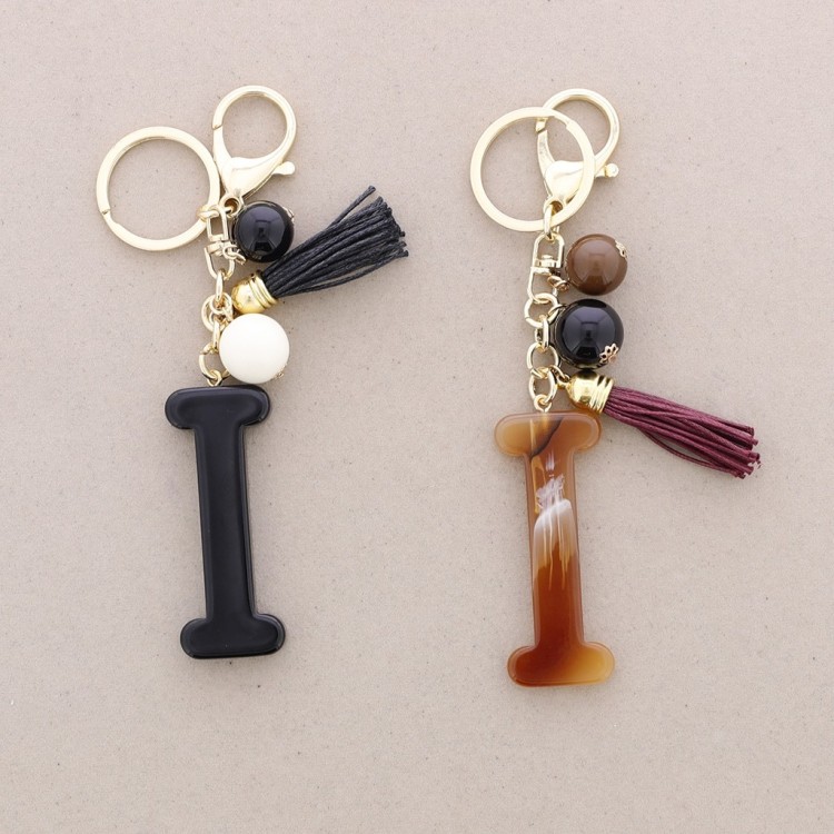 LLAVERO COLGANTE LETRA INICIAL I RESINA 2