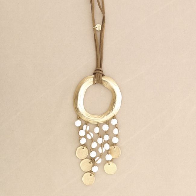 LONG NECKLACE WITH METAL RING PENDANT WITH LAVA BEADS