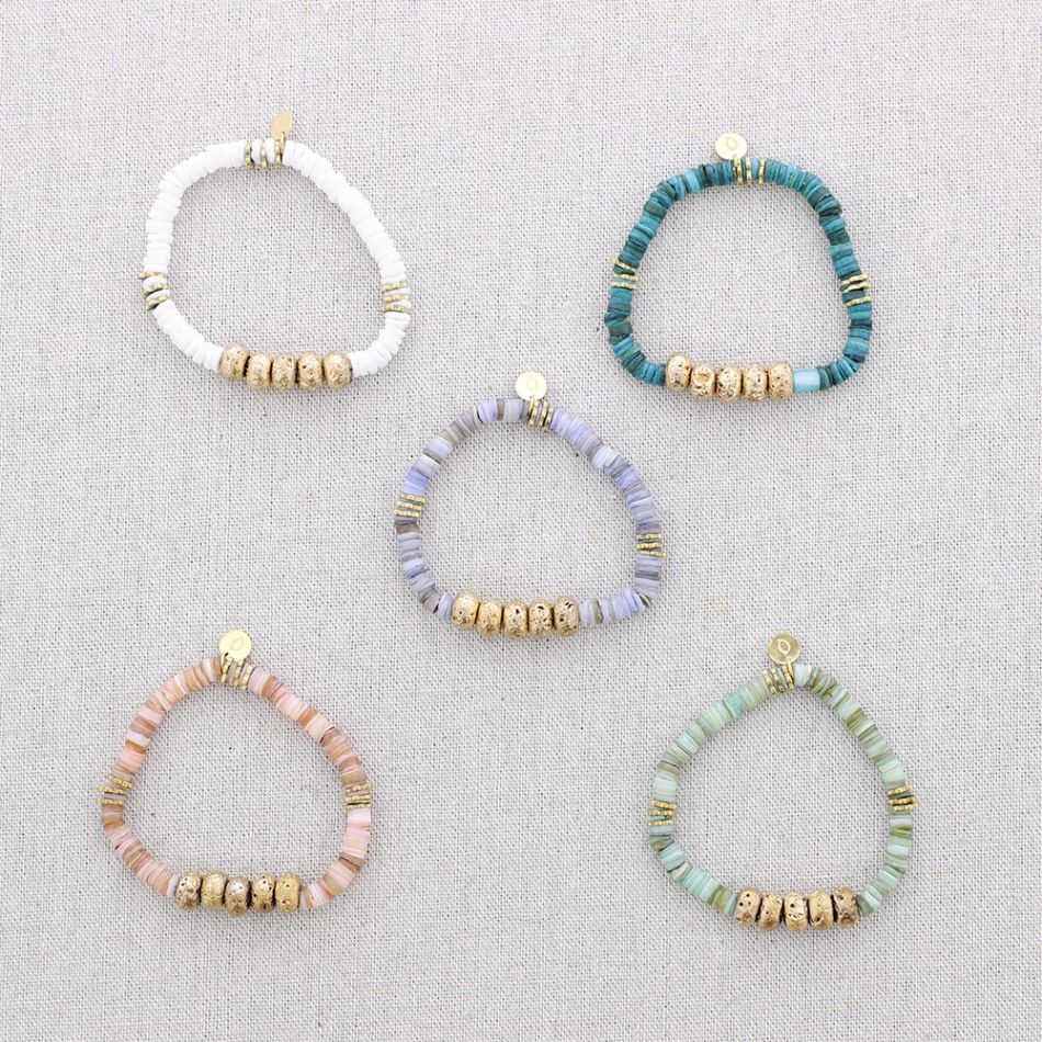 STEEL ELASTIC BRACELET WITH NACRE BEADS