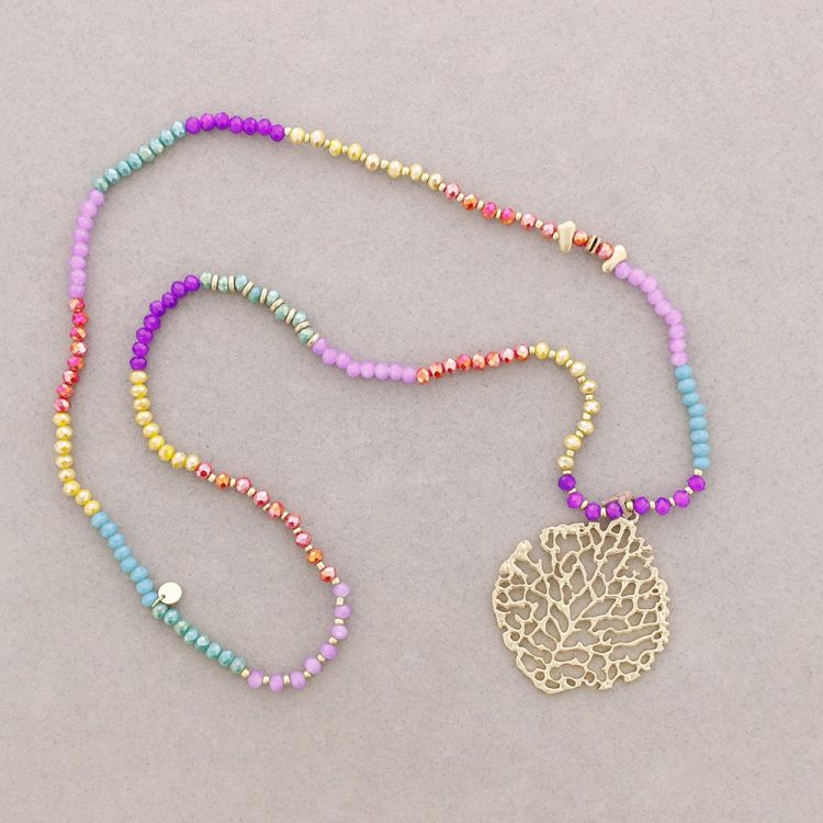 LONG NECKLACE WITH FACETED CRYSTALS METAL PENDANT