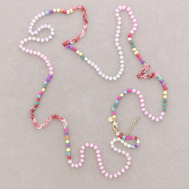 LONG NECKLACE WITH RESIN BEADS AND FACETED CRYSTALS STONES