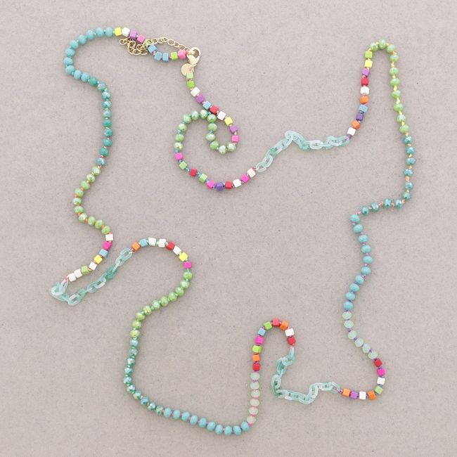 LONG NECKLACE WITH RESIN BEADS AND FACETED CRYSTALS STONES