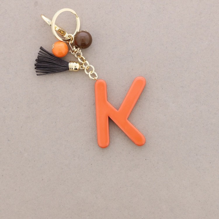 LLAVERO COLGANTE LETRA INICIAL RESINA