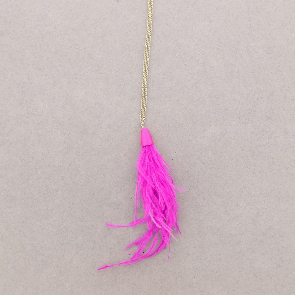 LONG PENDANT NECKLACE WITH FEATHERS