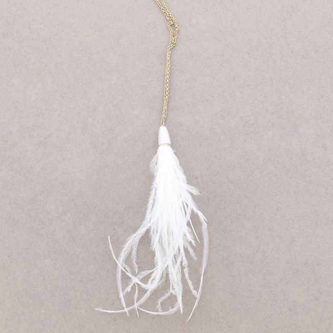 LONG PENDANT NECKLACE WITH FEATHERS