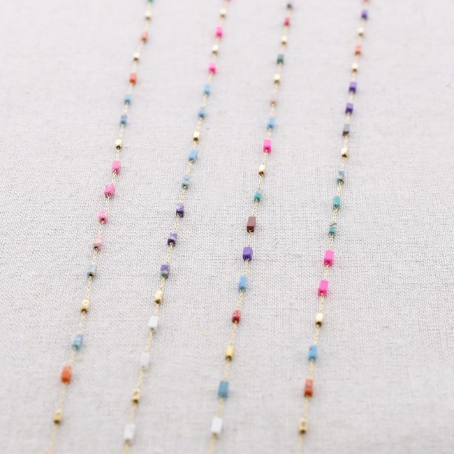 STEEL NECKLACE WITH RECTANGULAR STONES