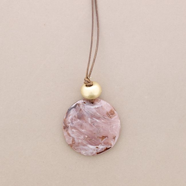 COLLAR LARGO COLGANTE RESINA