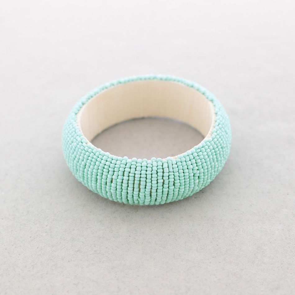 RIGID BEADED BRACELET