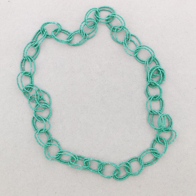 LONG NECKLACE WITH BEADS LINKS 1.1M