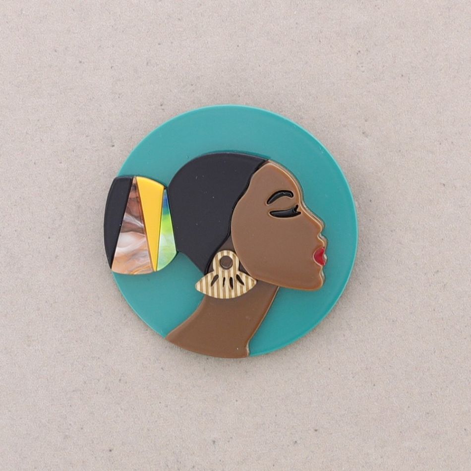 BROCHE MEDALLA RESINA CHICA