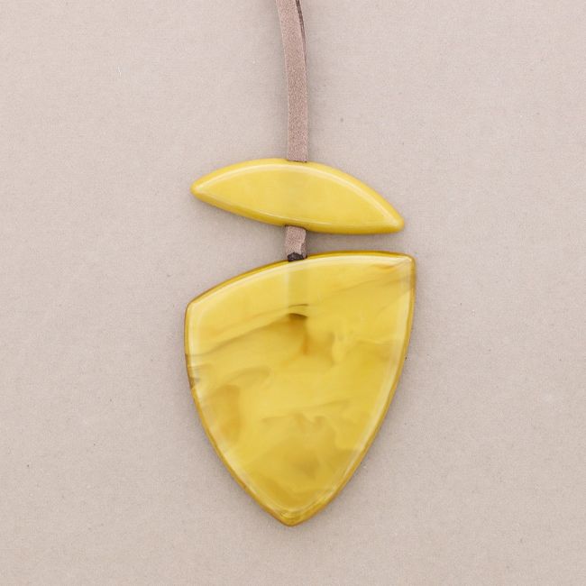 COLLAR LARGO COLGANTES RESINA