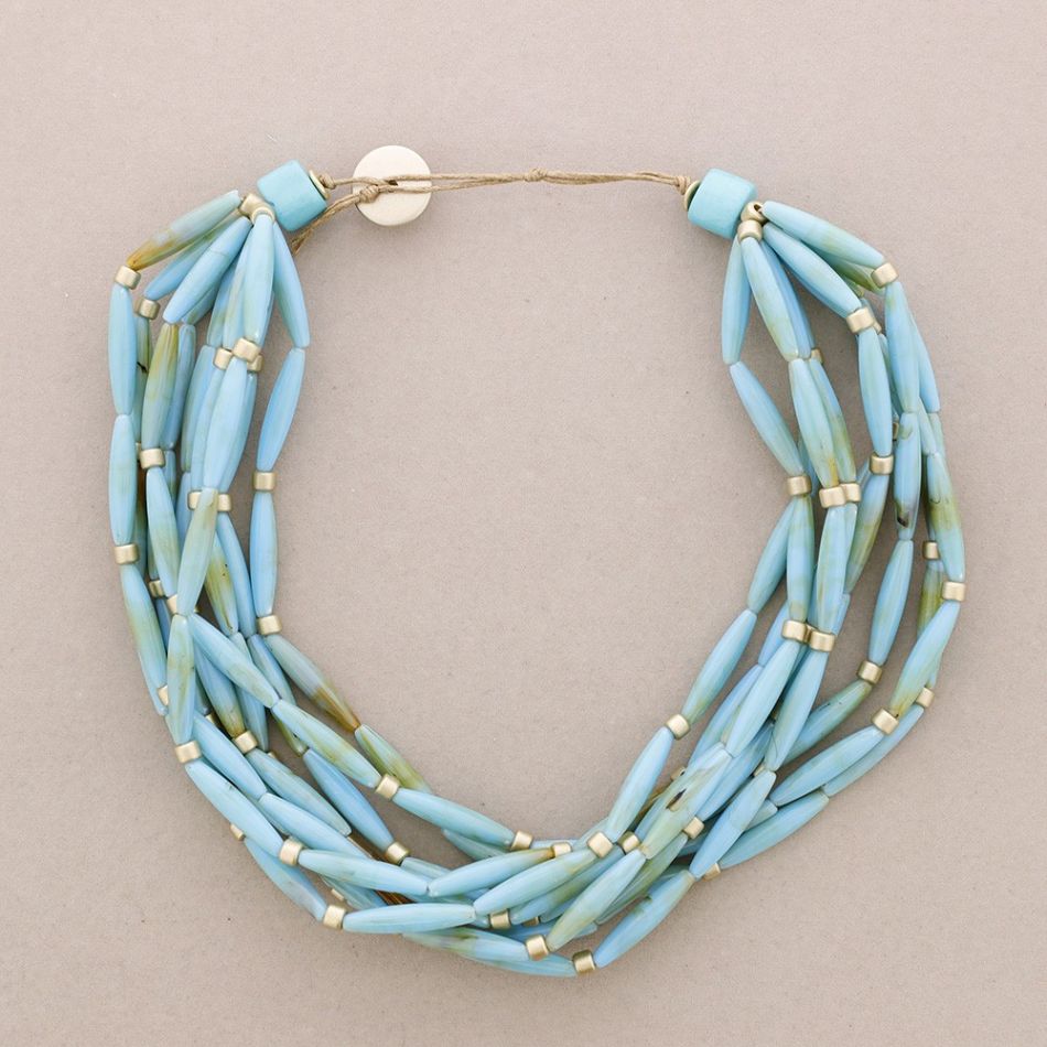 MULTI-LEVEL NECKLACE WITH RESIN BEADS