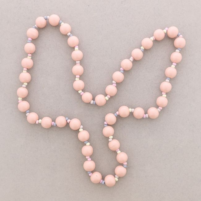 LONG WOODEN BALLS NECKLACE
