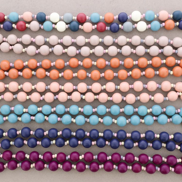 COLLAR LARGO BOLAS MADERA 2