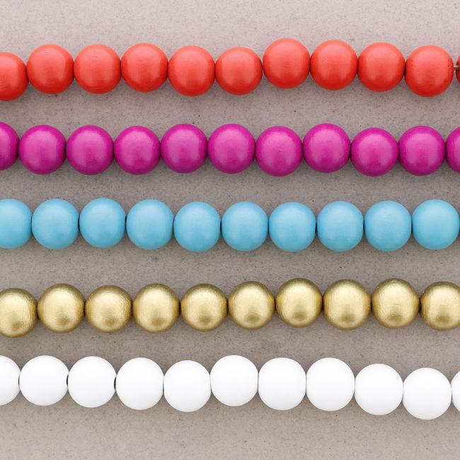 WOODEN BALLS NECKLACE