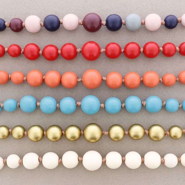 WOODEN BALLS NECKLACE