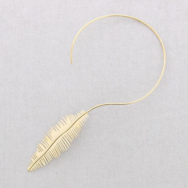 LEAF PENDANT STEEL NECKLACE