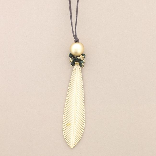 METAL LEAF LAVA BEADS PENDANT LONG NECKLACE