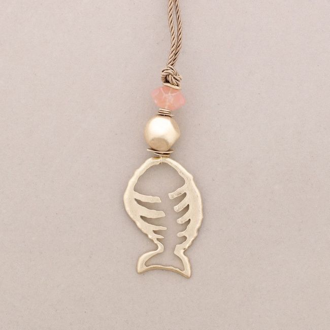 COLLAR LARGO COLGANTE PEZ METAL PIEDRA