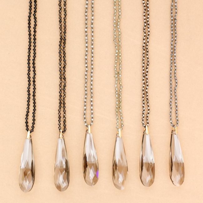 COLLAR LARGO BOLITAS CRISTAL COLGANTE