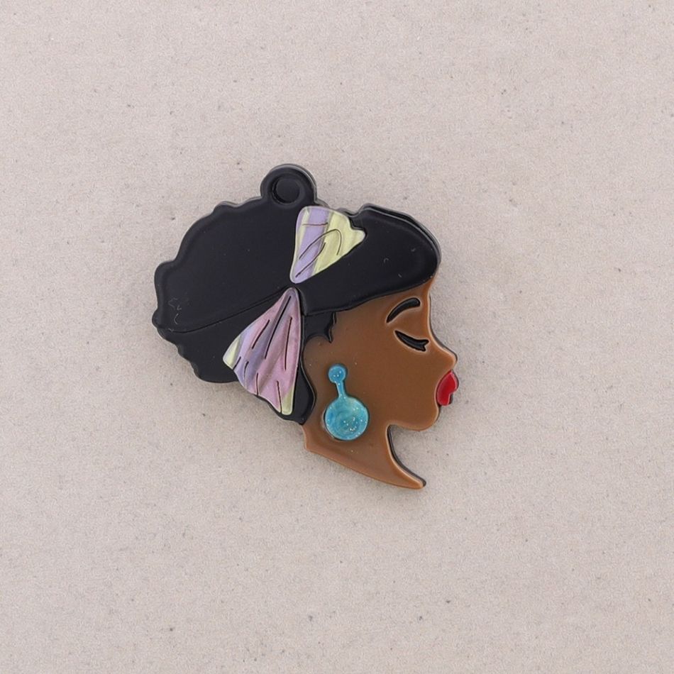 WOMAN RESIN BROOCH
