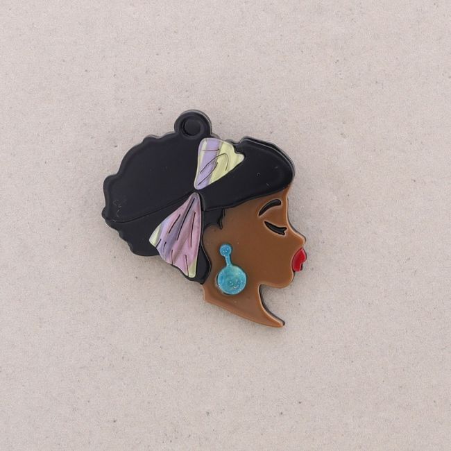 WOMAN RESIN BROOCH