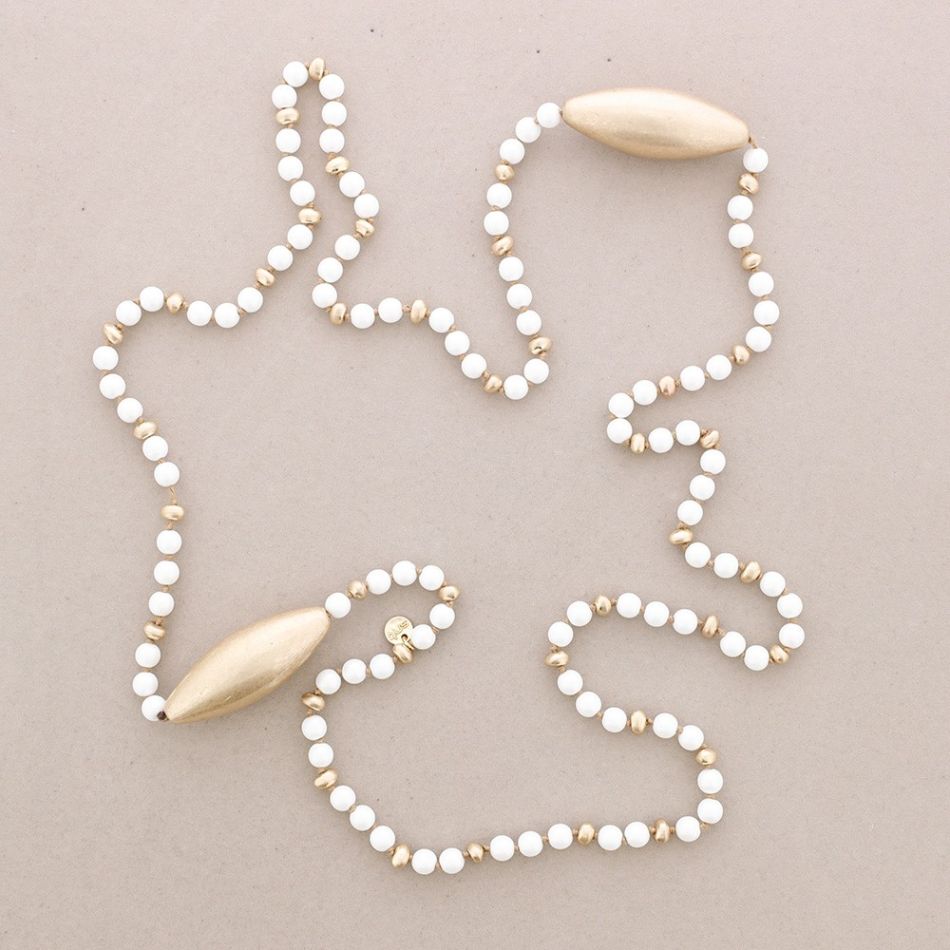 LONG NECKLACE ACRYLIC BEADS