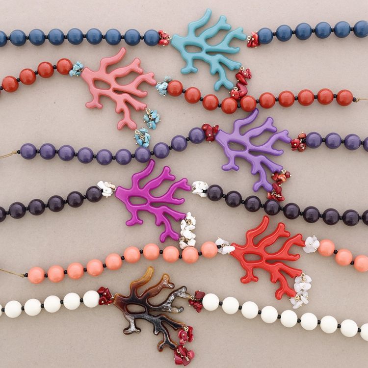 CORAL RESIN STONES BALLS NECKLACE 2