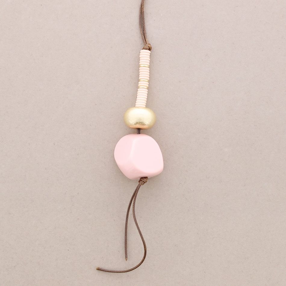 LONG RESIN BEAD PENDANT NECKLACE