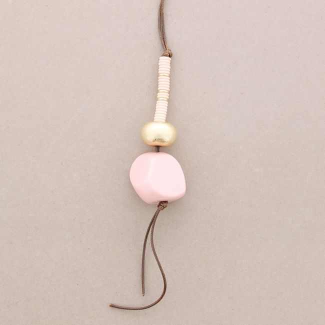 LONG RESIN BEAD PENDANT NECKLACE