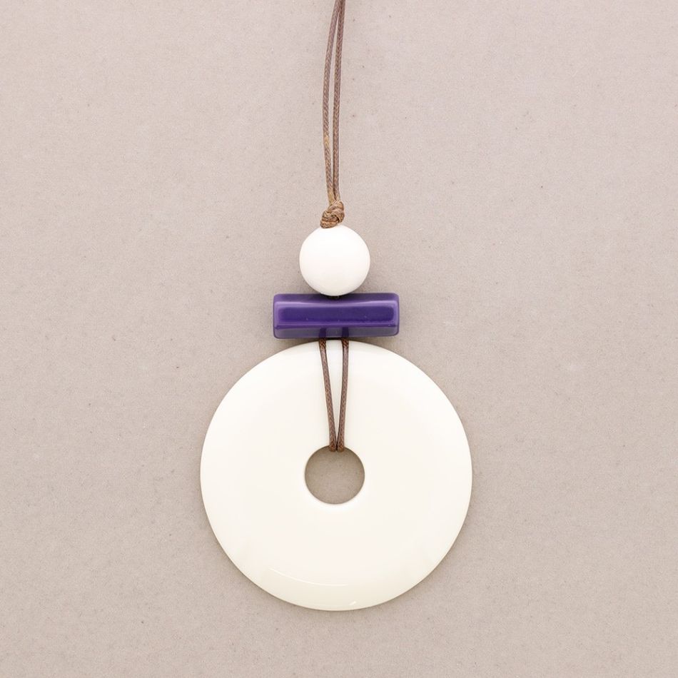 COLLAR LARGO COLGANTES CUENTAS RESINA