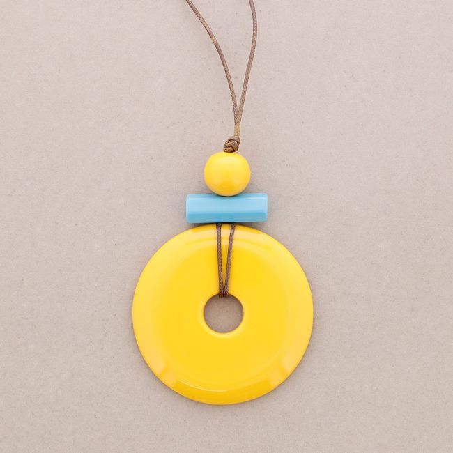COLLAR LARGO COLGANTES CUENTAS RESINA