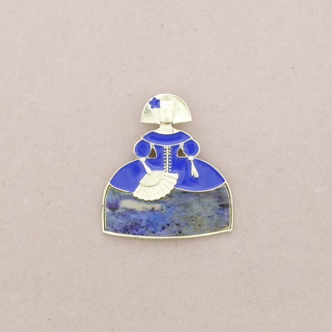 ENAMEL METAL MENINA BROOCH