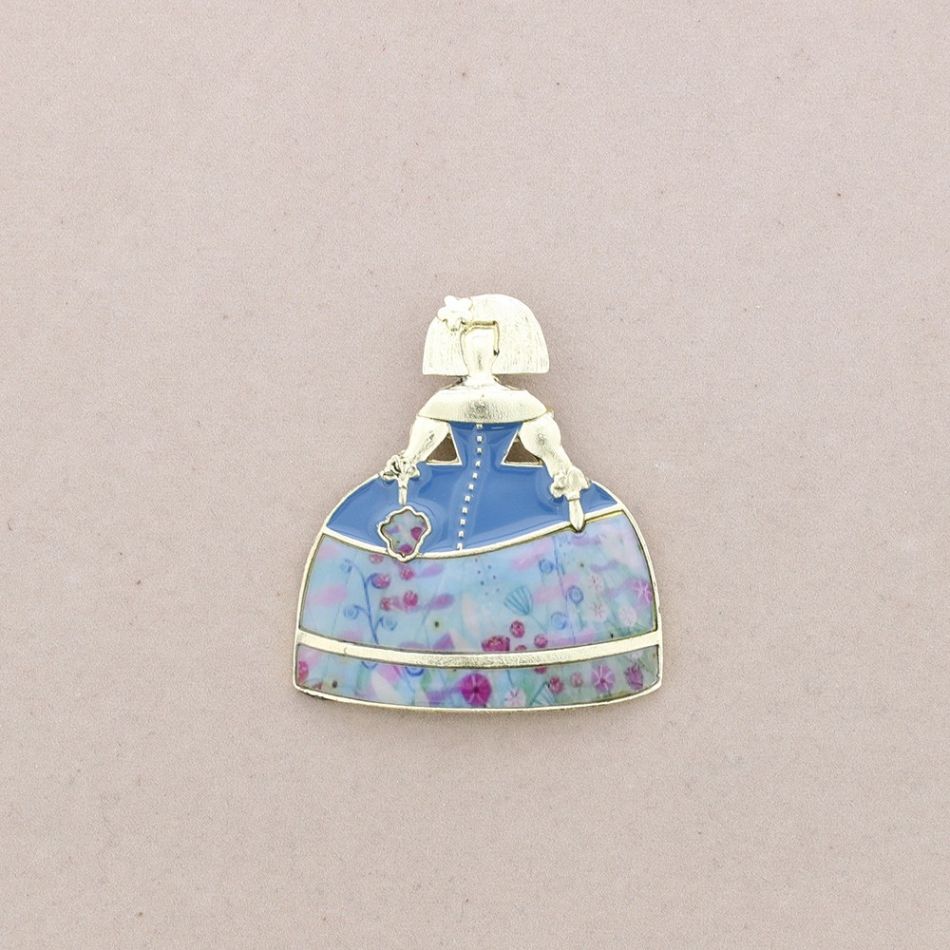 ENAMEL METAL MENINA BROOCH