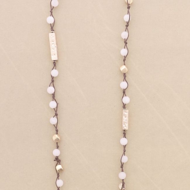 LONG NECKLACE WITH BRAIDED STONES AND METAL BEADS