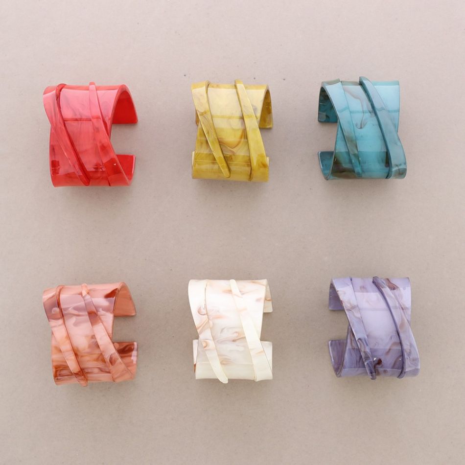 RESIN BRACELET
