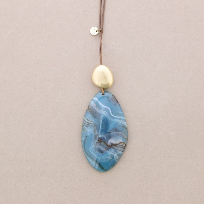 LONG RESIN PENDANT NECKLACE