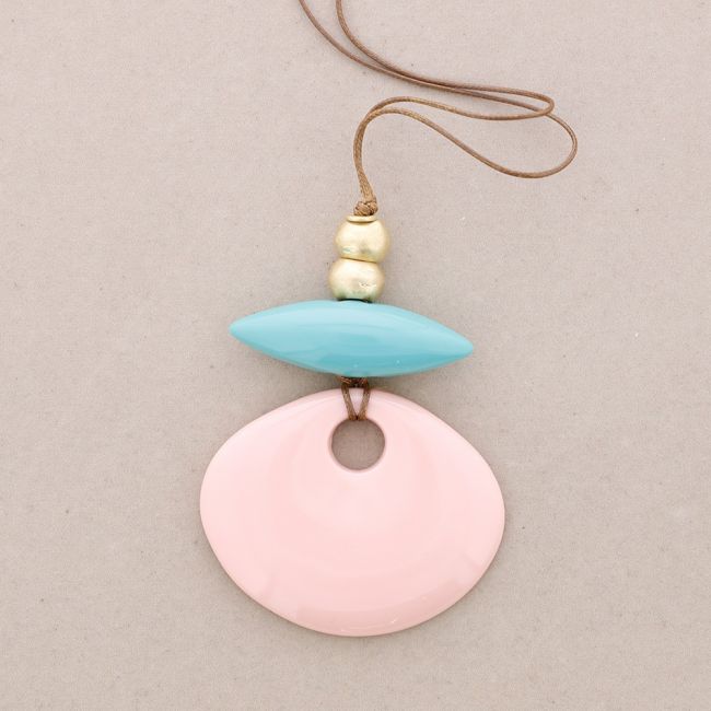 LONG NECKLACE WITH RESIN BEAD PENDANTS