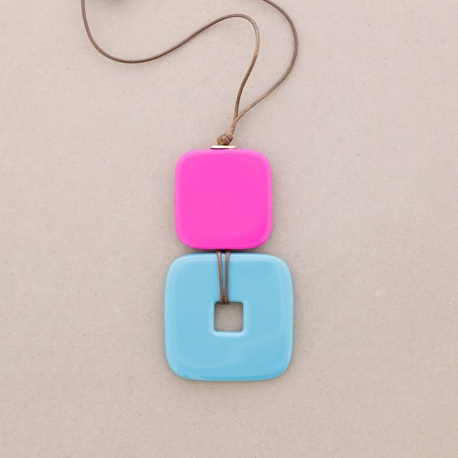 COLLAR LARGO COLGANTES CUENTAS RESINA