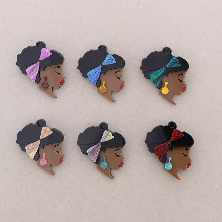 BROCHE RESINA MUJER 2