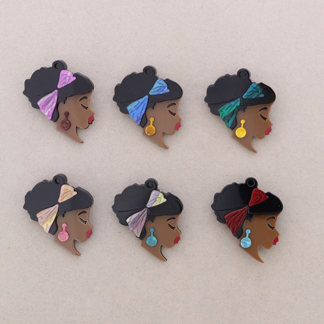 WOMAN RESIN BROOCH
