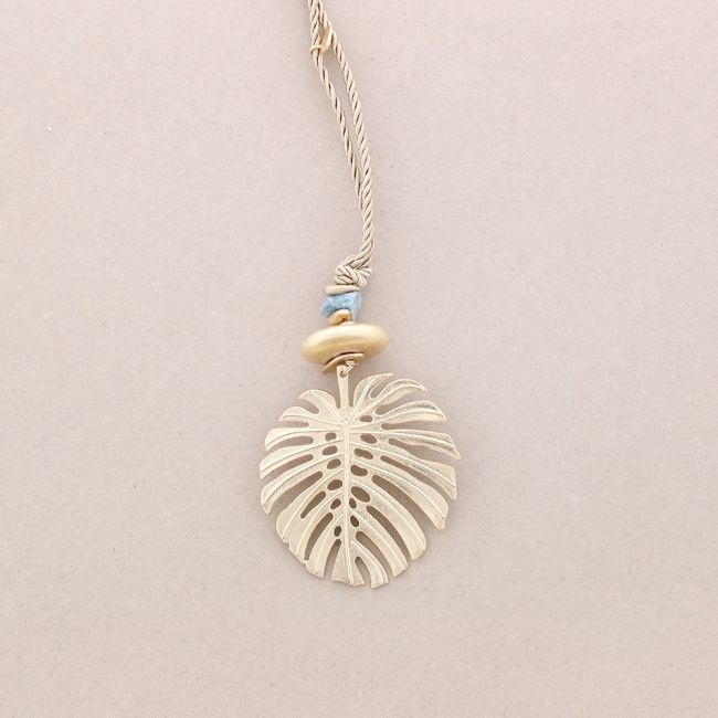 LONG PENDANT NECKLACE CHEESE PLANT LEAF METAL STONE