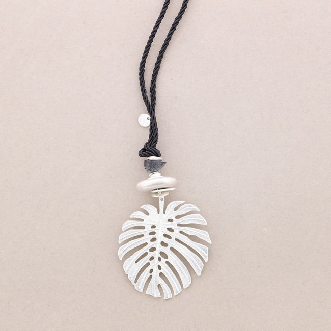 LONG PENDANT NECKLACE CHEESE PLANT LEAF METAL STONE