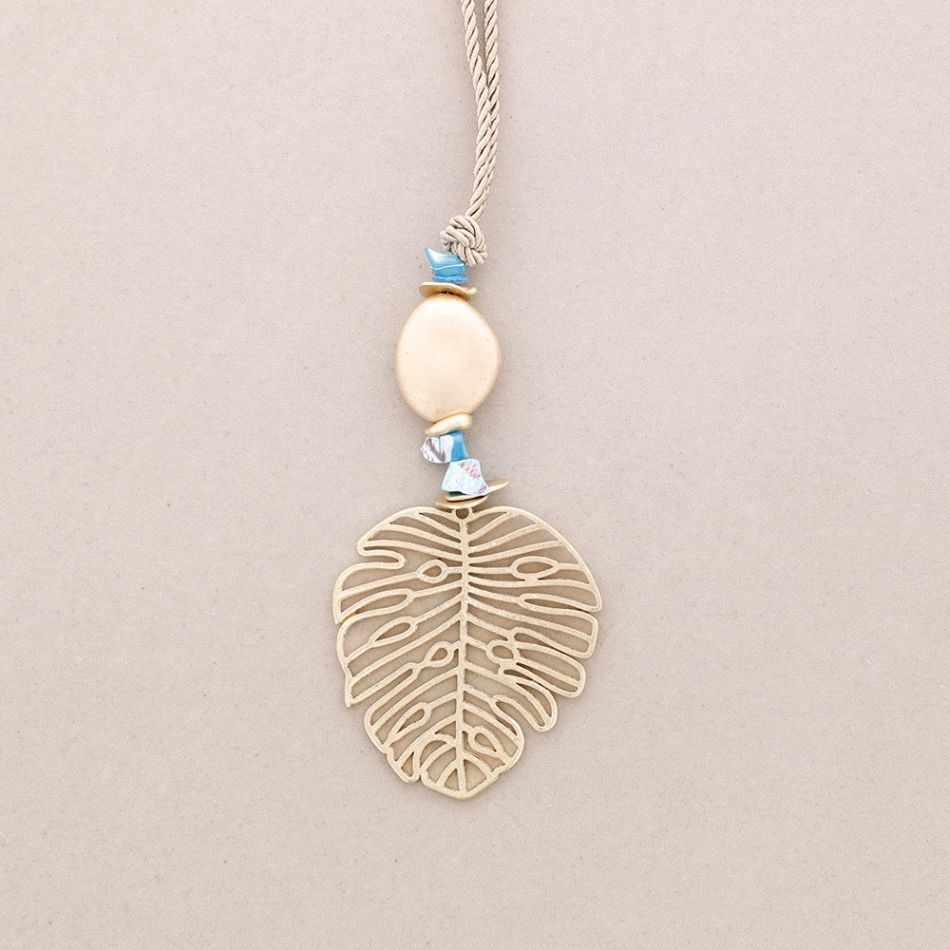 LONG PENDANT NECKLACE LEAF OPENWORK WITH NACRE BEADS