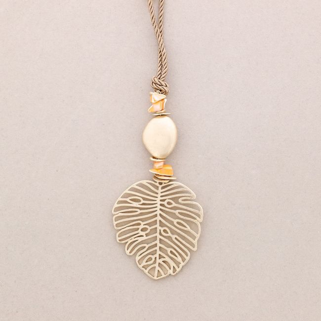 LONG PENDANT NECKLACE LEAF OPENWORK WITH NACRE BEADS