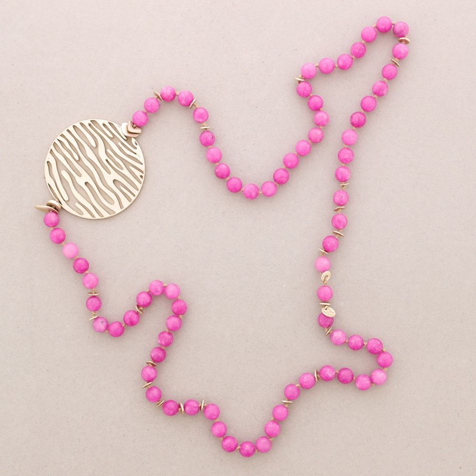 LONG STONES METAL MEDAL NECKLACE
