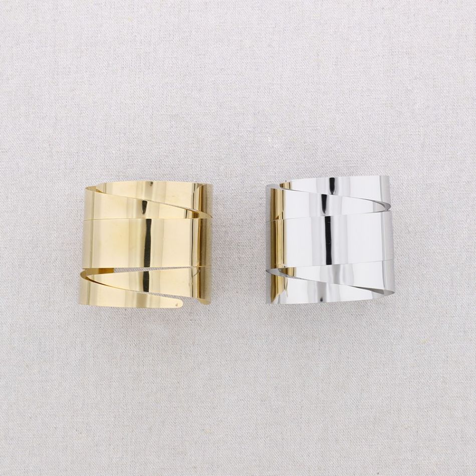 ADJUSTABLE MINIMAL STEEL BRACELET