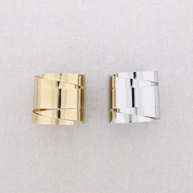 ADJUSTABLE MINIMAL STEEL BRACELET
