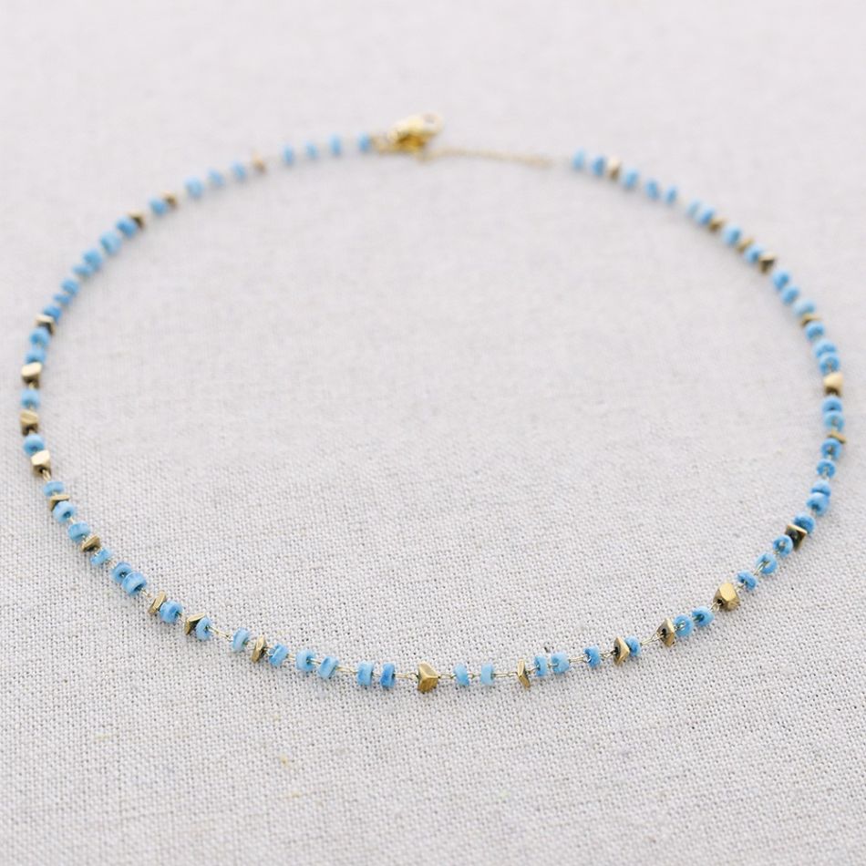 STEEL NECKLACE WITH NACRE BEADS